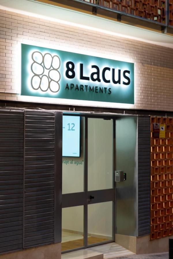 8 Lacus L'Hospitalet de Llobregat Buitenkant foto
